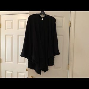 Ruana....hardly worn....black...one size